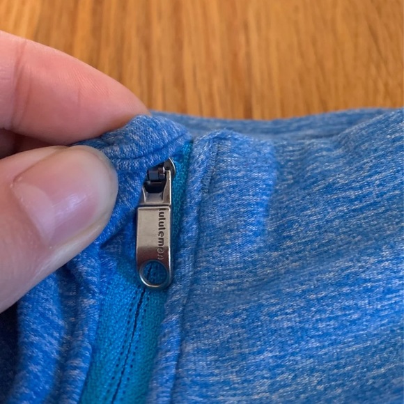 SOLD Ⓜ️ Lululemon Quarter Zip Long Sleeve - Picture 3 of 6